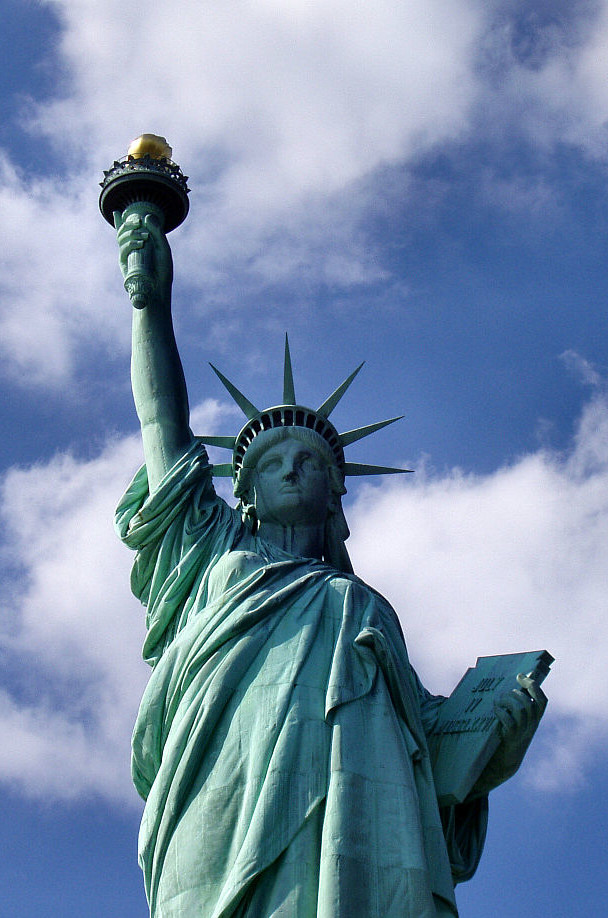 1280px-liberty-statue-from-below