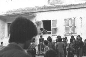scuola popolare ft G Mura folla