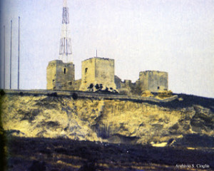 Castello San Michele con stazione radio